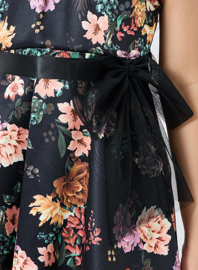 ستايلي فستان بياقة هولتر ونقشة زهور - Image 3